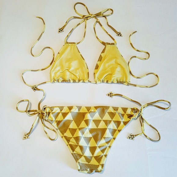 Perfect Condition Yellow Print String Bikini! ๐ - Picture 4 of 7